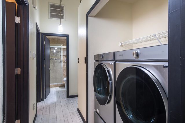 420 Evening Fire Street SW, Albuquerque, NM 87121