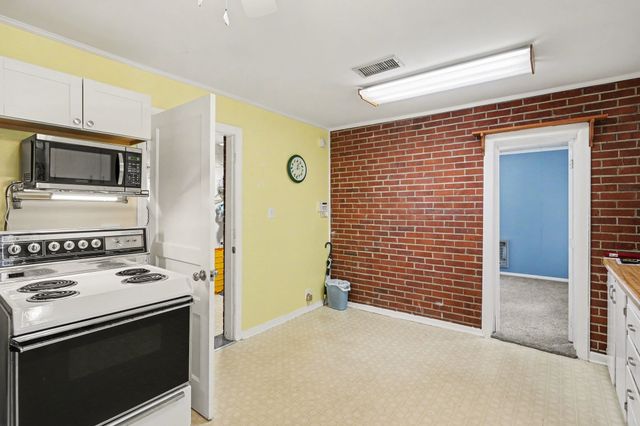 443 Moss Trl, Goodlettsville, TN 37072