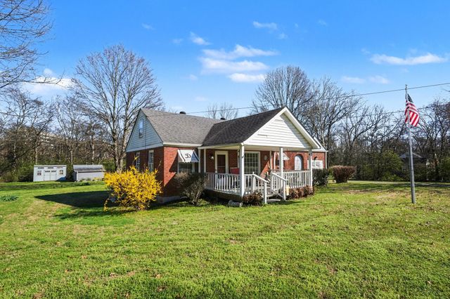 443 Moss Trl, Goodlettsville, TN 37072