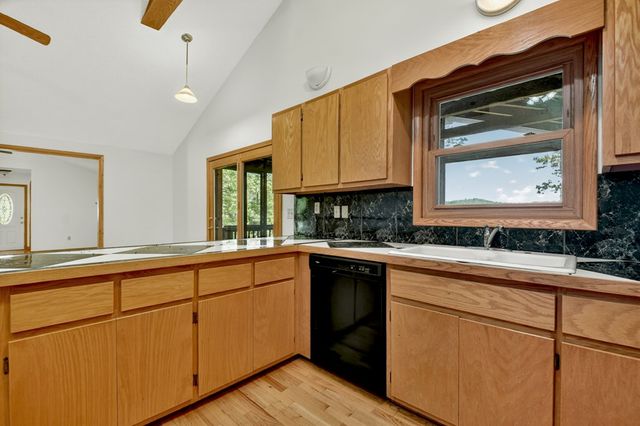 352 Messer Drive, Copperhill, TN 37317