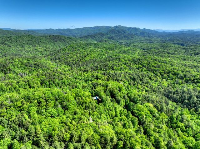 352 Messer Drive, Copperhill, TN 37317