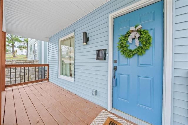 1015 W 29th Street, Kansas City, MO 64108