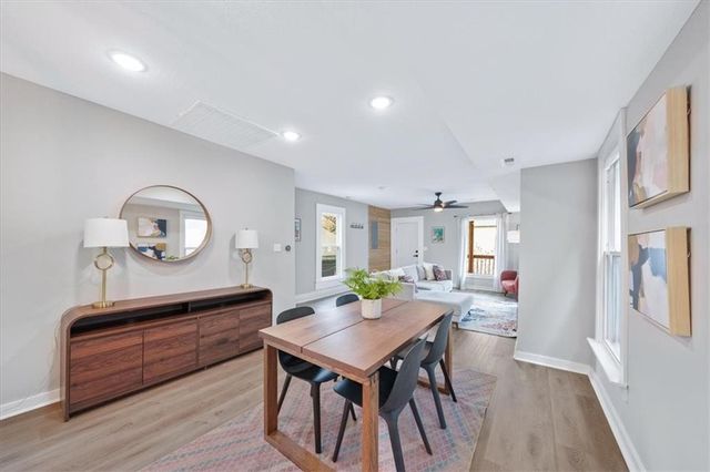 1015 W 29th Street, Kansas City, MO 64108