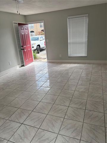 610 CASA PARK COURT H, Winter Springs, FL 32708