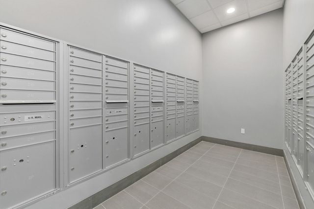 585 Essex St 527, Lynn, MA 01901