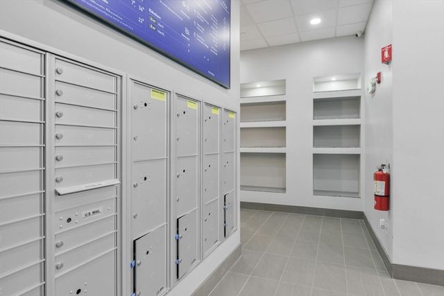 585 Essex St 527, Lynn, MA 01901