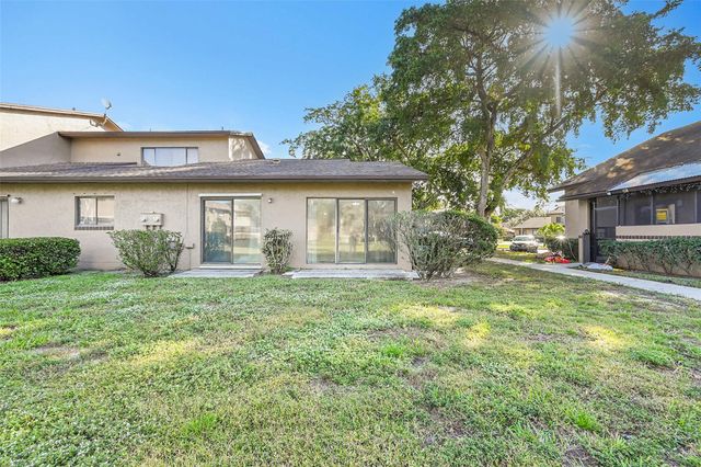 2351 NW 37th Ave, Pompano Beach, FL 33066