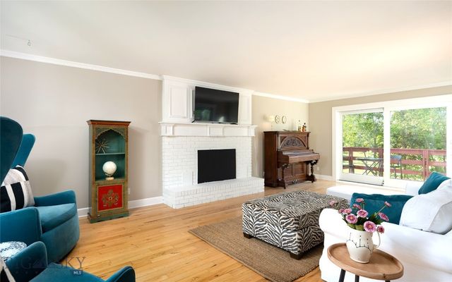 8373 Goldenstein Lane, Bozeman, MT 59715