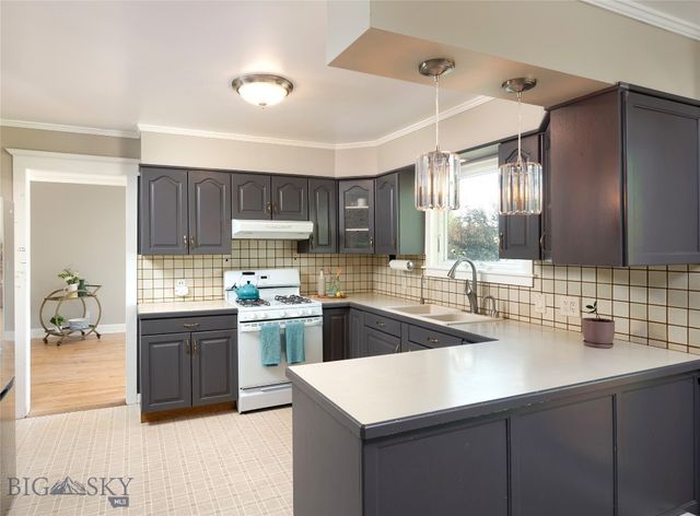 8373 Goldenstein Lane, Bozeman, MT 59715