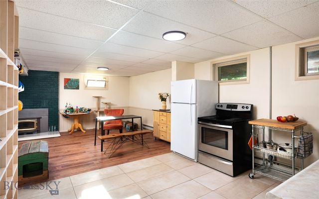 8373 Goldenstein Lane, Bozeman, MT 59715