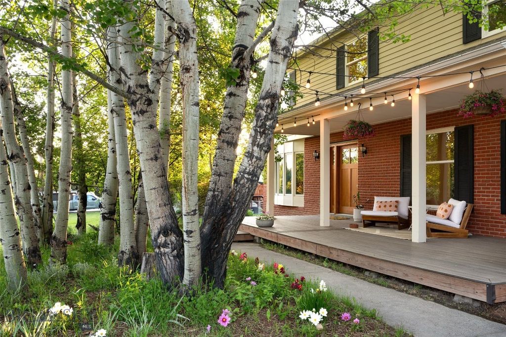 8373 Goldenstein Lane, Bozeman, MT 59715