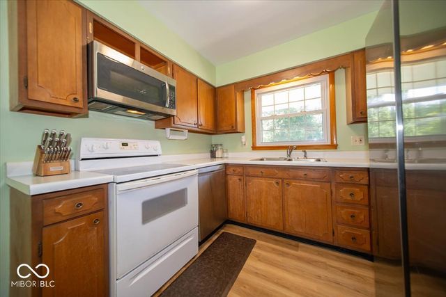 5130 Olive Branch Road, Greenwood, IN 46143