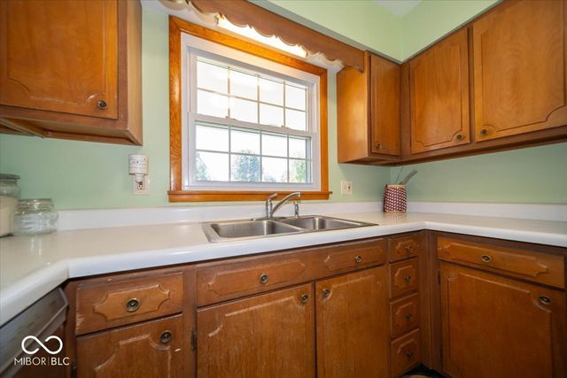 5130 Olive Branch Road, Greenwood, IN 46143
