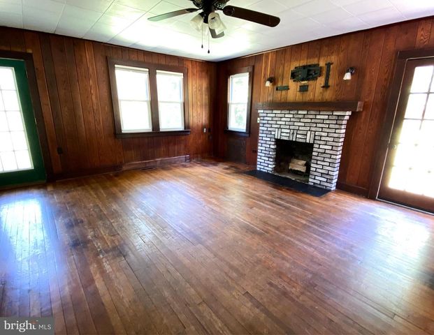 14202 HARRIS LN, Cumberland, MD 21502