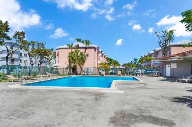 1101 SW 122nd Ave 310, Miami, FL 33184