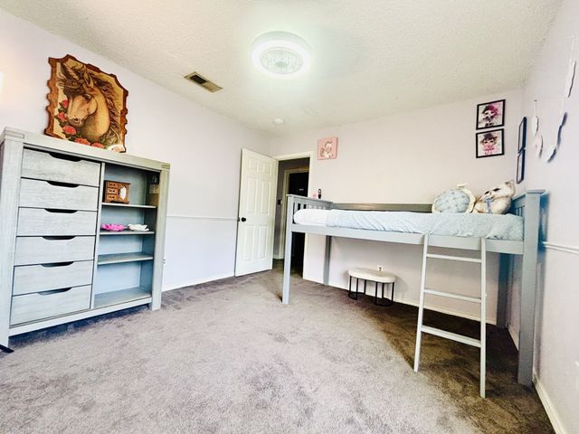 1605 Winchester Way, Bedford, TX 76022