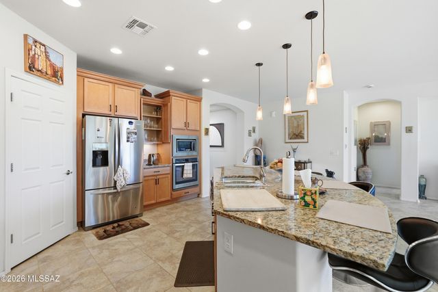 13988 E Huppenthal Boulevard, Vail, AZ 85641