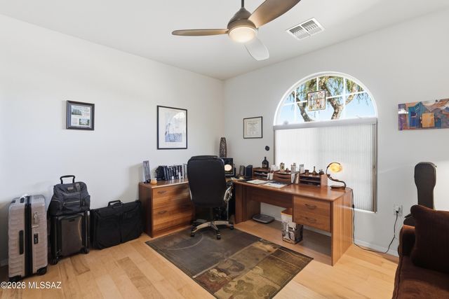 13988 E Huppenthal Boulevard, Vail, AZ 85641