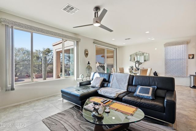 13988 E Huppenthal Boulevard, Vail, AZ 85641