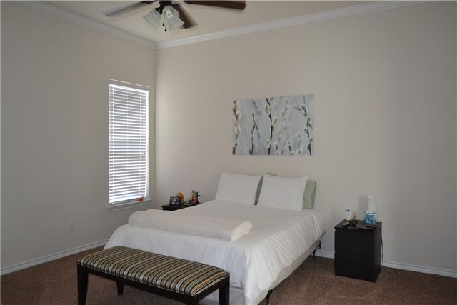 1014 Emerald Dove Avenue, College Station, TX 77845