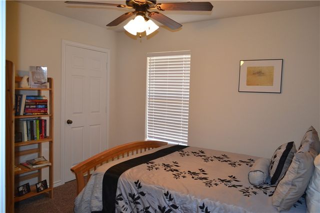 1014 Emerald Dove Avenue, College Station, TX 77845