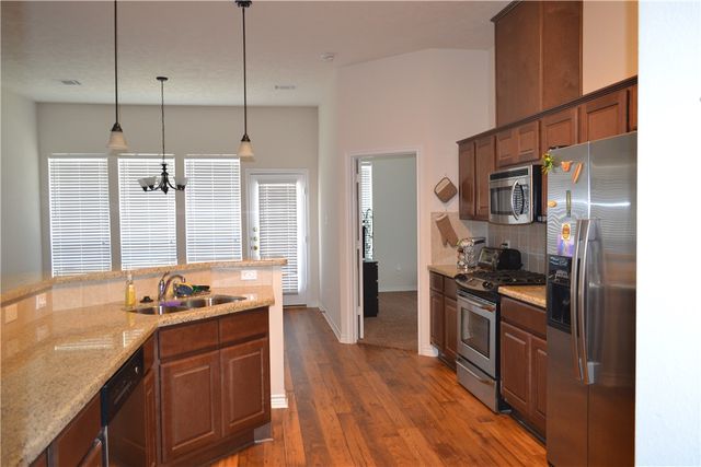 1014 Emerald Dove Avenue, College Station, TX 77845