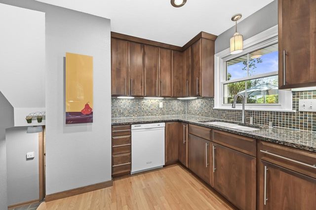 10336 W Park Ridge AVENUE, Wauwatosa, WI 53222