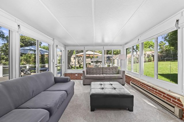 10336 W Park Ridge AVENUE, Wauwatosa, WI 53222
