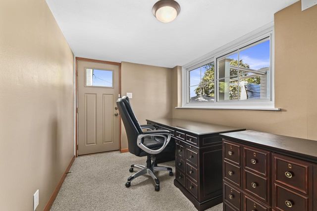10336 W Park Ridge AVENUE, Wauwatosa, WI 53222