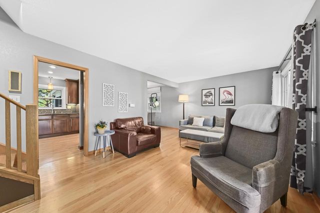 10336 W Park Ridge AVENUE, Wauwatosa, WI 53222