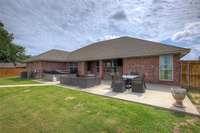 2027 Park Springs Road, Sulphur Springs, TX 75482