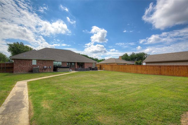 2027 Park Springs Road, Sulphur Springs, TX 75482