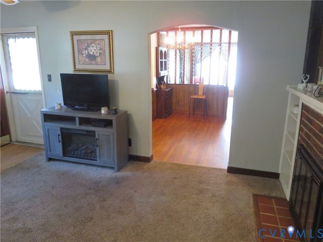 1304 Pennsylvania Ave, Glen Allen, VA 23060