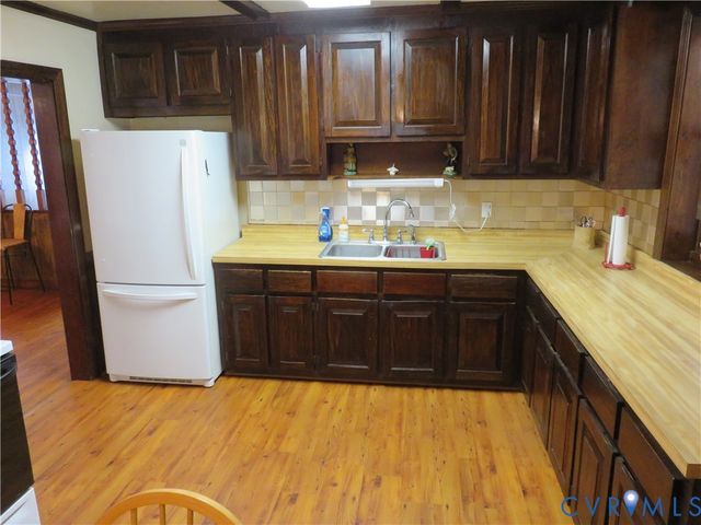 1304 Pennsylvania Ave, Glen Allen, VA 23060