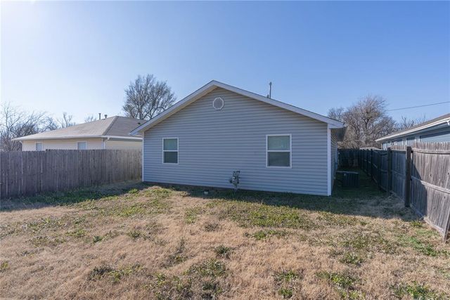 622 S Ash Street, Guthrie, OK 73044