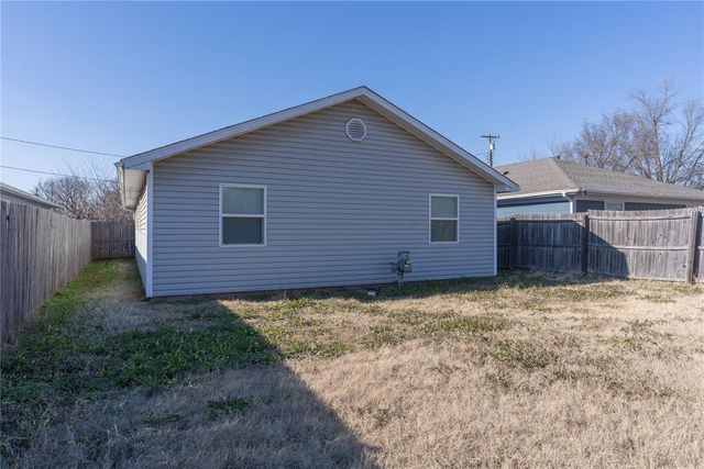 622 S Ash Street, Guthrie, OK 73044