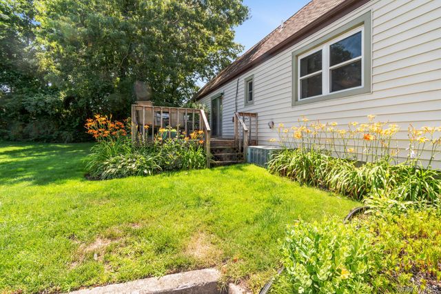528 Lake Court 528, Middle Island, NY 11953