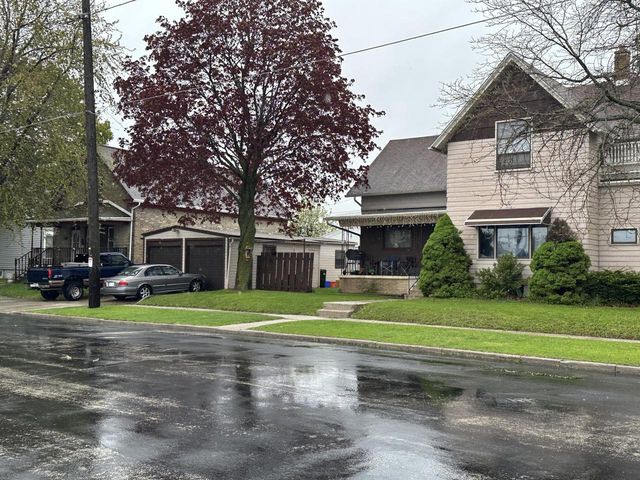 2201 Washington STREET, Manitowoc, WI 54220
