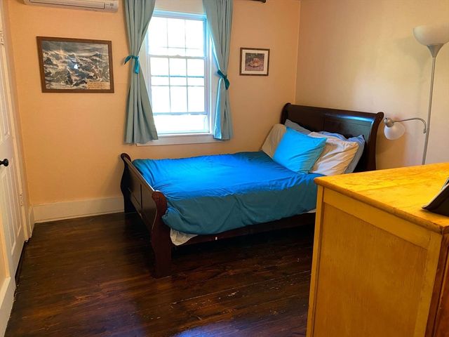 8 May St, Beverly, MA 01915