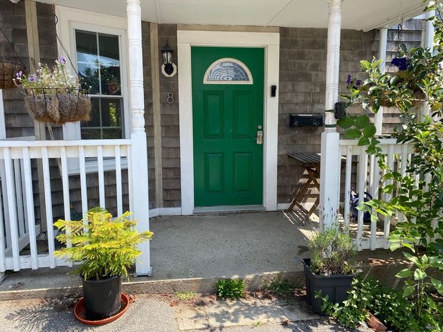 8 May St, Beverly, MA 01915