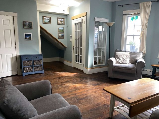 8 May St, Beverly, MA 01915