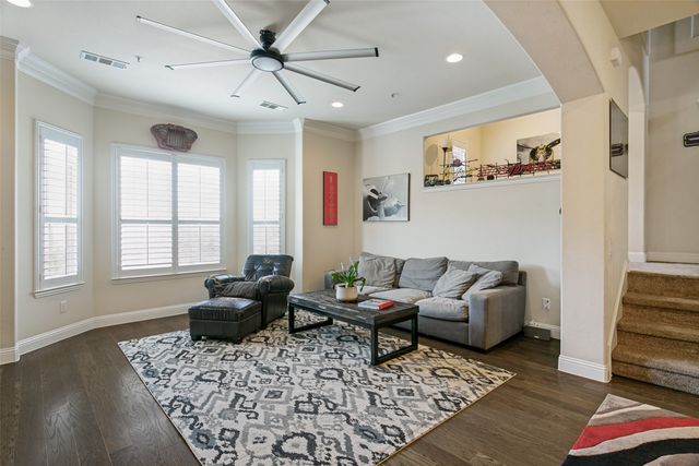 2662 Sherwood Drive, Lewisville, TX 75067