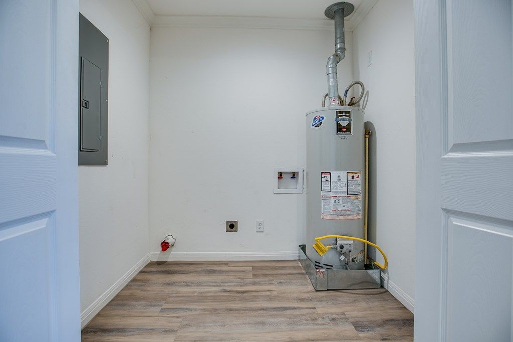 Image 13 of property listing at 1317 N Garfield St, San Angelo, TX 76901