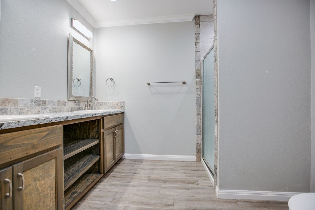 Image 16 of property listing at 1317 N Garfield St, San Angelo, TX 76901