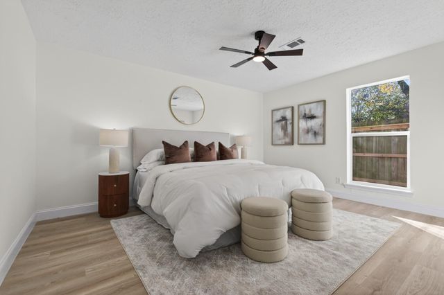 6207 Rollingbrook Drive, Houston, TX 77096