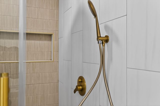 6207 Rollingbrook Drive, Houston, TX 77096