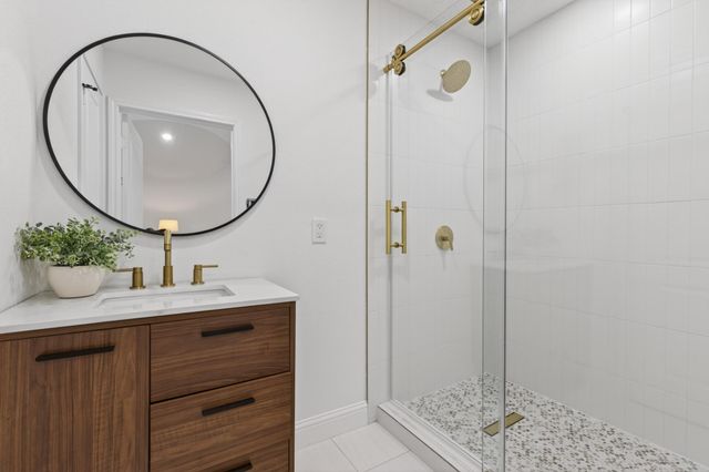 6207 Rollingbrook Drive, Houston, TX 77096