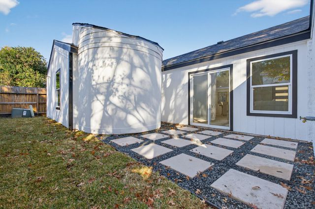 6207 Rollingbrook Drive, Houston, TX 77096