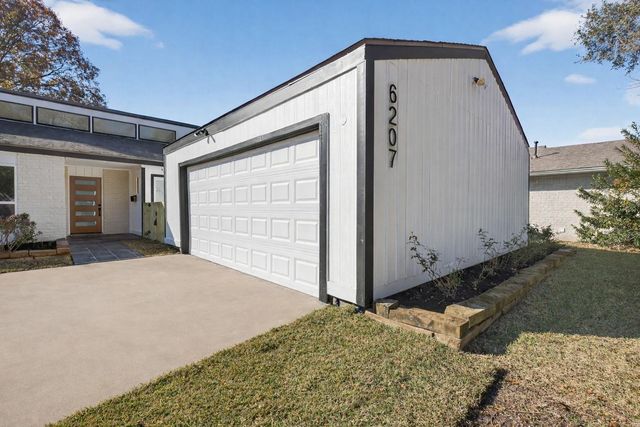 6207 Rollingbrook Drive, Houston, TX 77096