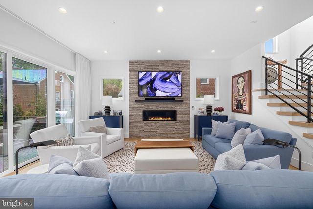 5624 SHERIER PL NW, Washington, DC 20016